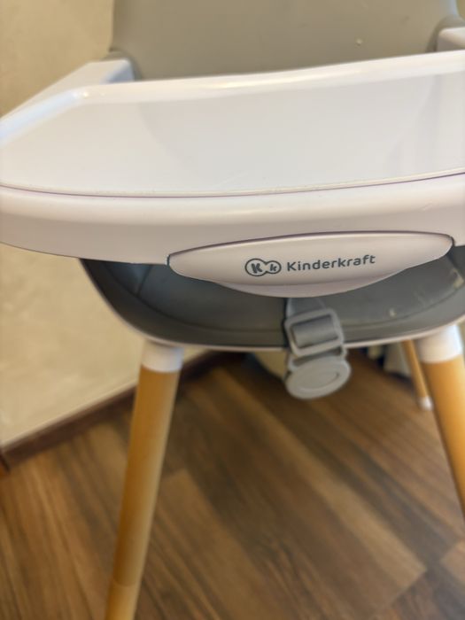 Kinderkraft Детско дървено  столче