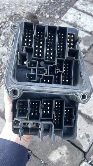 Блок предохранителей Мерседес 190