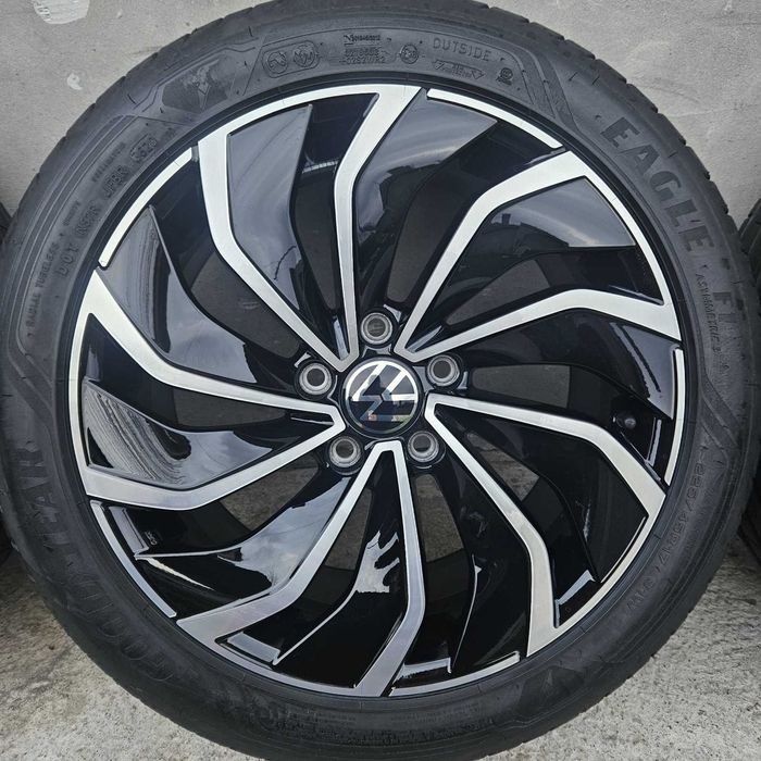 VW Golf 8 модел Ventura