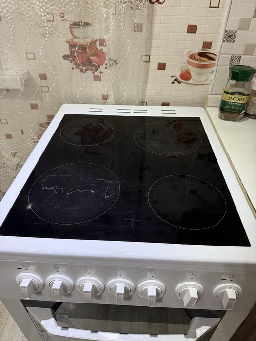 Продам Электро плита