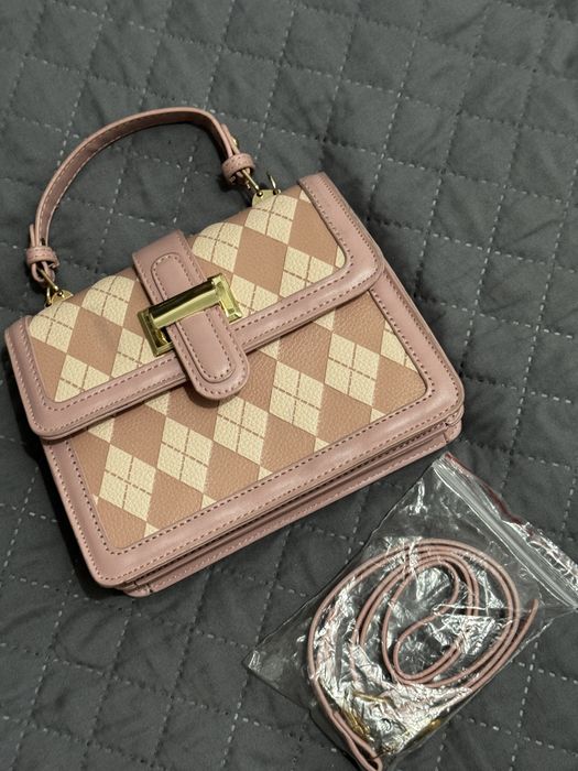 Нежно розовая сумка новая