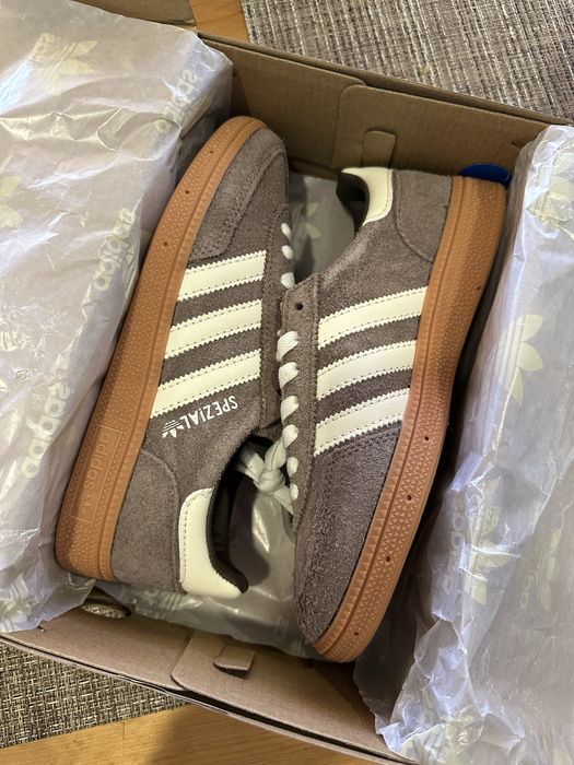 Adidas spezial дамски