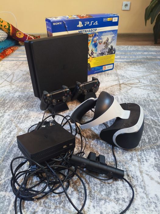 Sony playstation 4 1тб 4 джостик виар vr