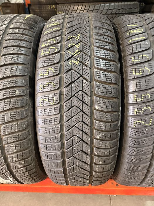 Anvelope iarna 235/55/18 Pirelli Winter Sottozero 3 235 55 18 R 18