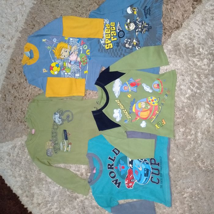 Продам кофточки на мальчика