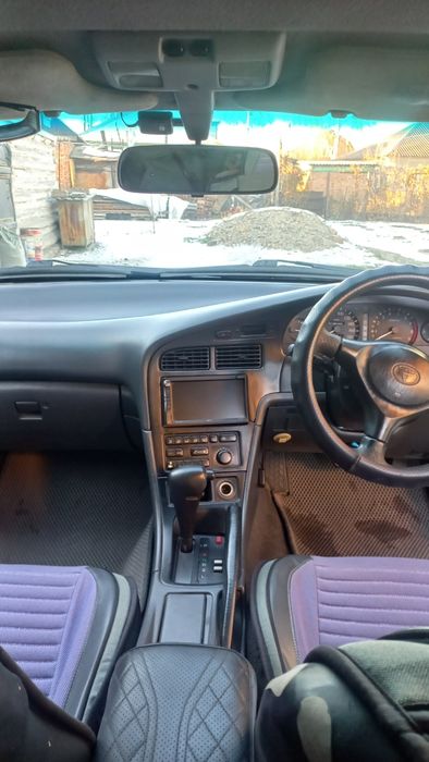 Продам тойота карина