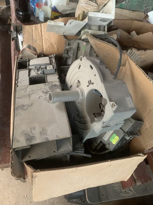 Vand piese de zanusai si wittenborg7100