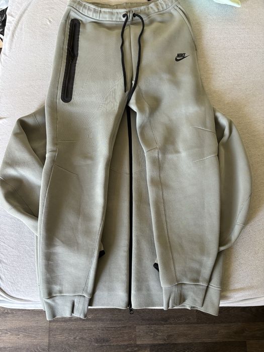 Горнище и долнище Nike Tech Fleece