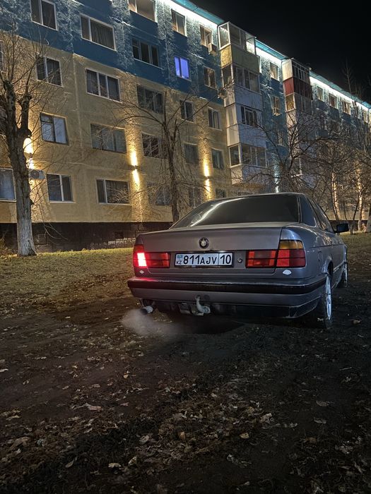 Продам авто БМВ Е34