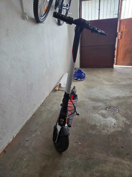 Trotineta Aprilia eSR1