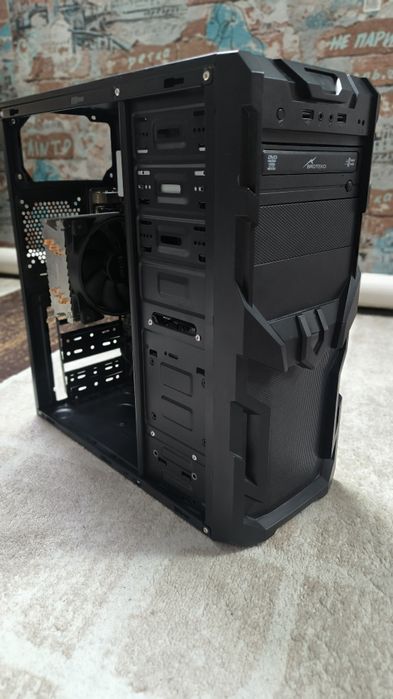 Материнская плата с процессором