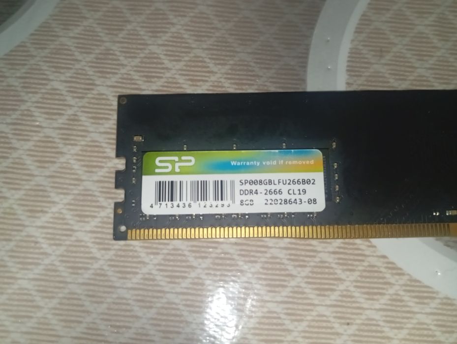 Оперативка ddr 4 8Gb