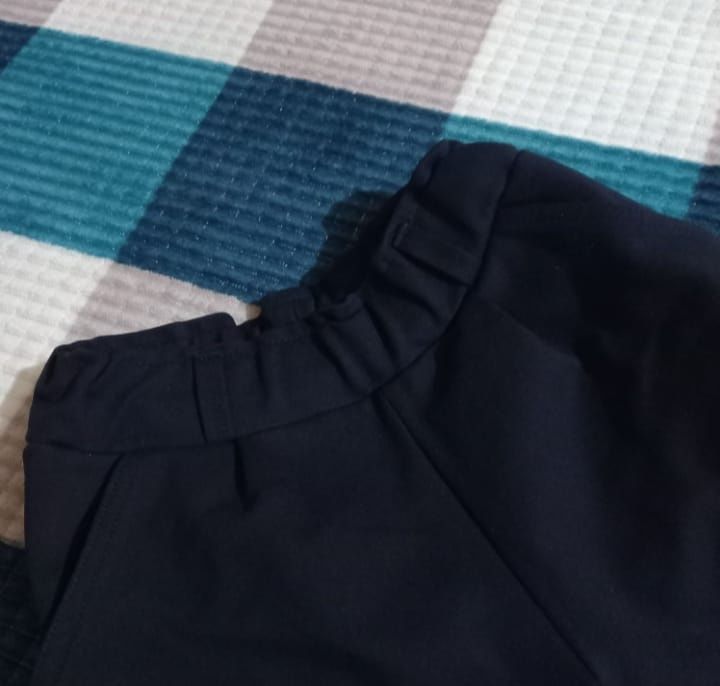 продам школьные штаны