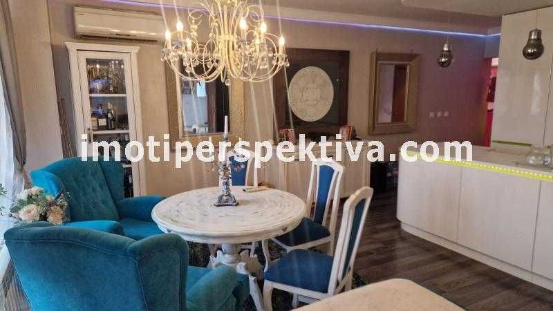 Продава се Тристаен апартамент в Пловдив, Кършияка - 100 кв.м за 1632 €/кв.м - Снимка #2