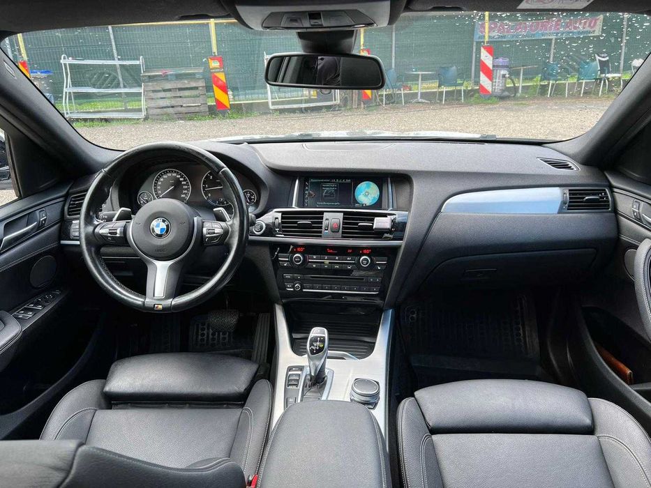 Bmw X4 // M Packet // X Drive // Automat //  Trapa // Piele // Harman Kardon // Keyless ...