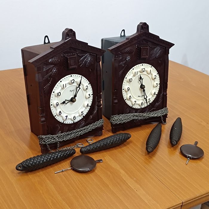 Стенен часовник МАЯК с махало и  кукувичка