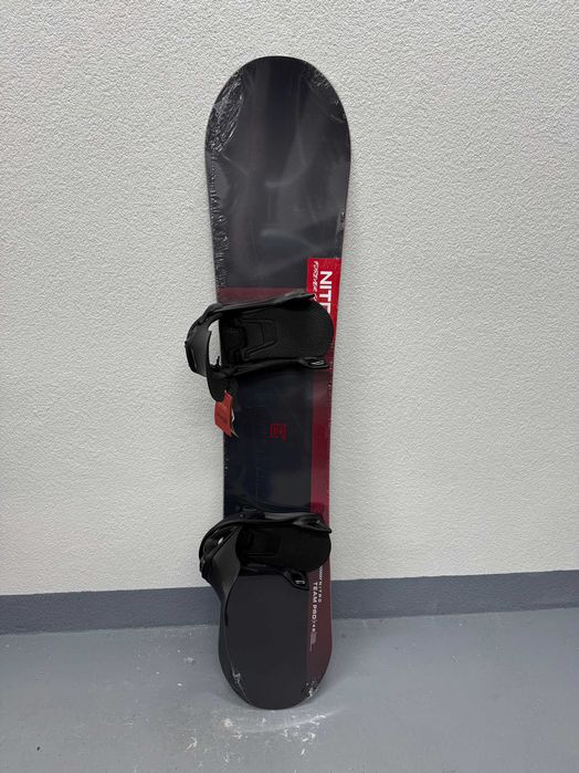 placa noua snowboard nitro team pro L146cm