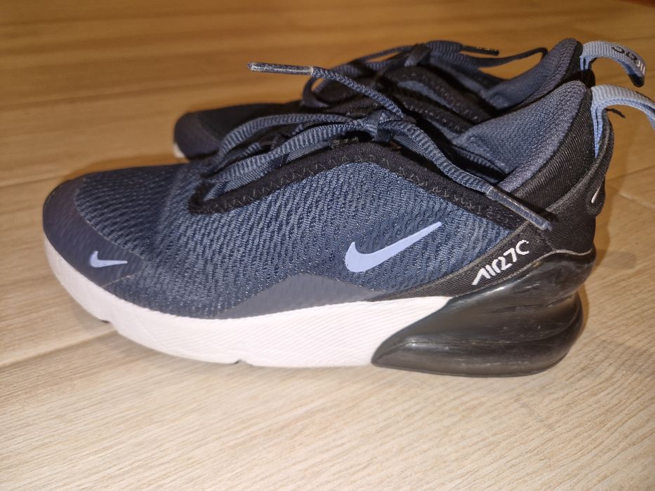 Детски маратонки Nike Air 270