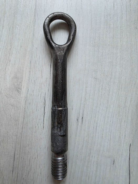 Капачки за джанти Мерцедес. Кука за теглене мерцедес w205,w212. Емблема мерцедес.  Секретни болтове мерцедес.