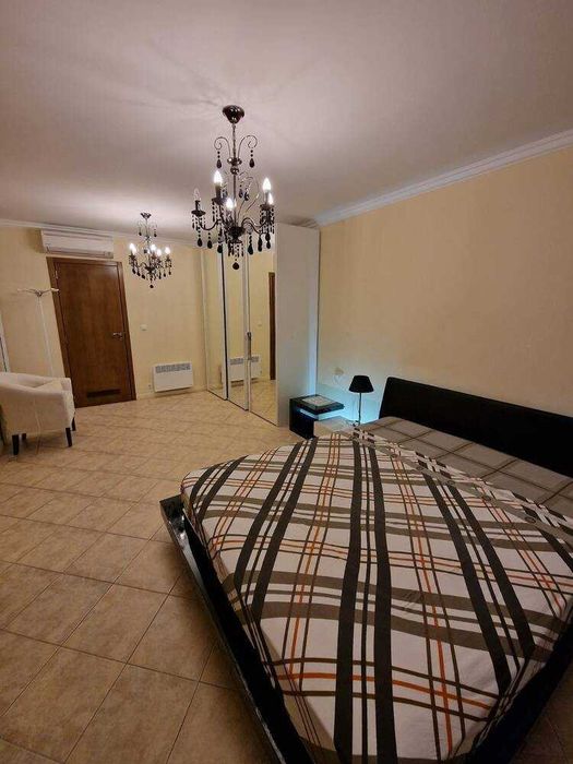 Продава се Тристаен апартамент в Созопол - 165 кв.м за 1819 €/кв.м - Снимка #3