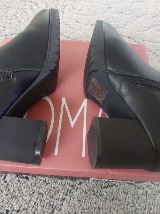 Дамски боти с дантела 37