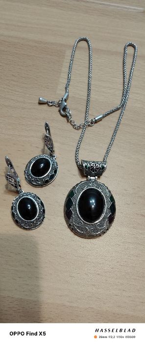 Vând bijuterii 925 cu pietre semiprețioase.