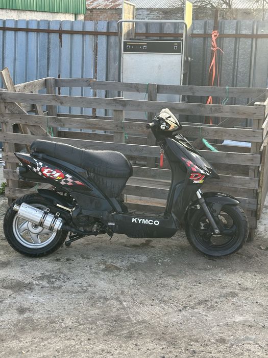Скутер kymco dj50s