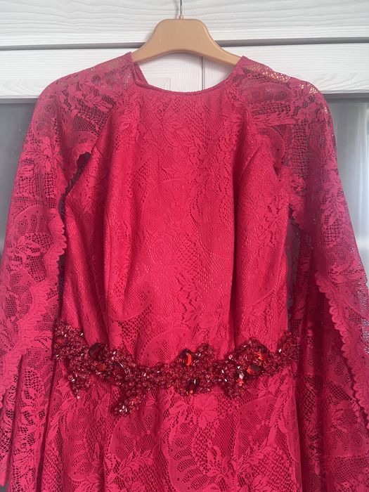 Платье вечернее шикарное