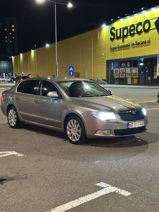 SKODA Superb 2010 — imagine 5