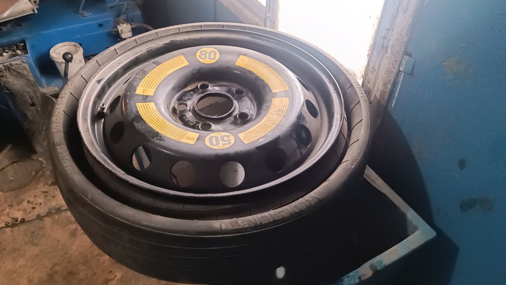 Продам запаску 114.3 r18