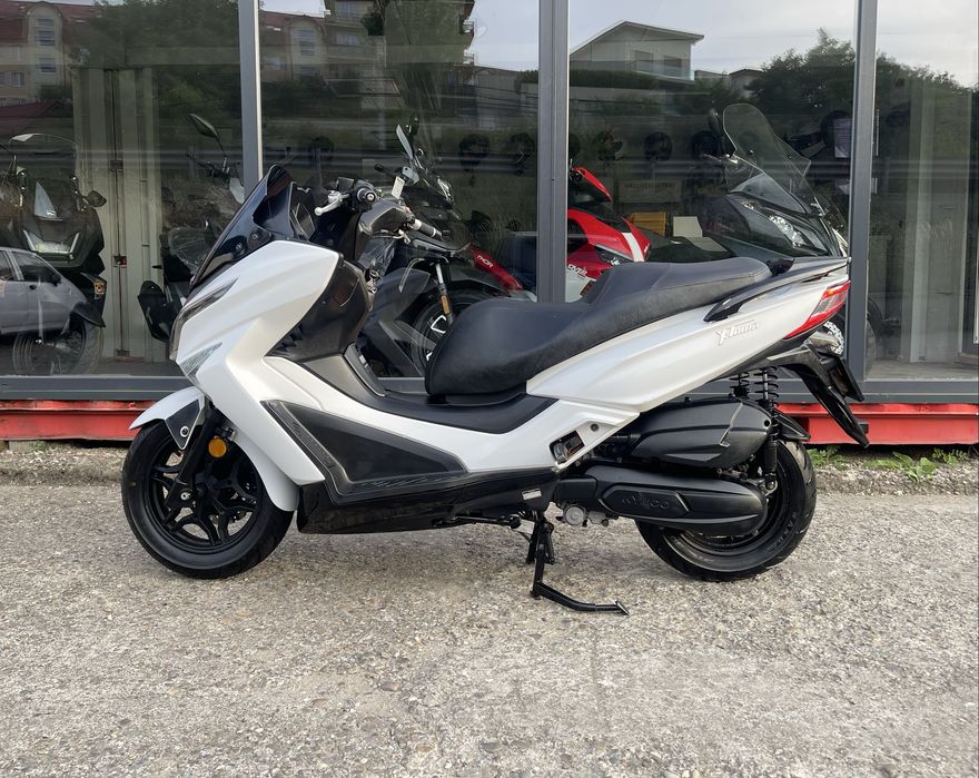 Scuter Kymco X-town 125 cc - Garantie - Transport Gratuit-Inmatriculat