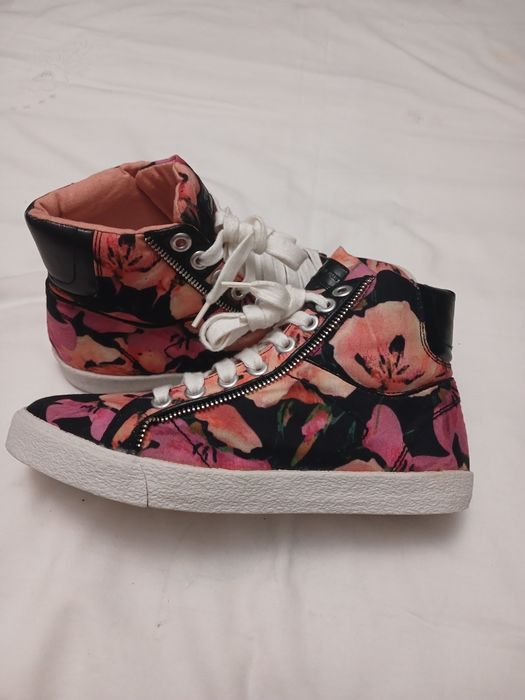 Sneakers Stradivrius, model floral deosebit, nr.39