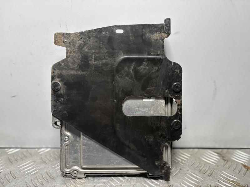 Calculator motor ECU EDC17C84 Renault Trafic 3 1.6 dci
