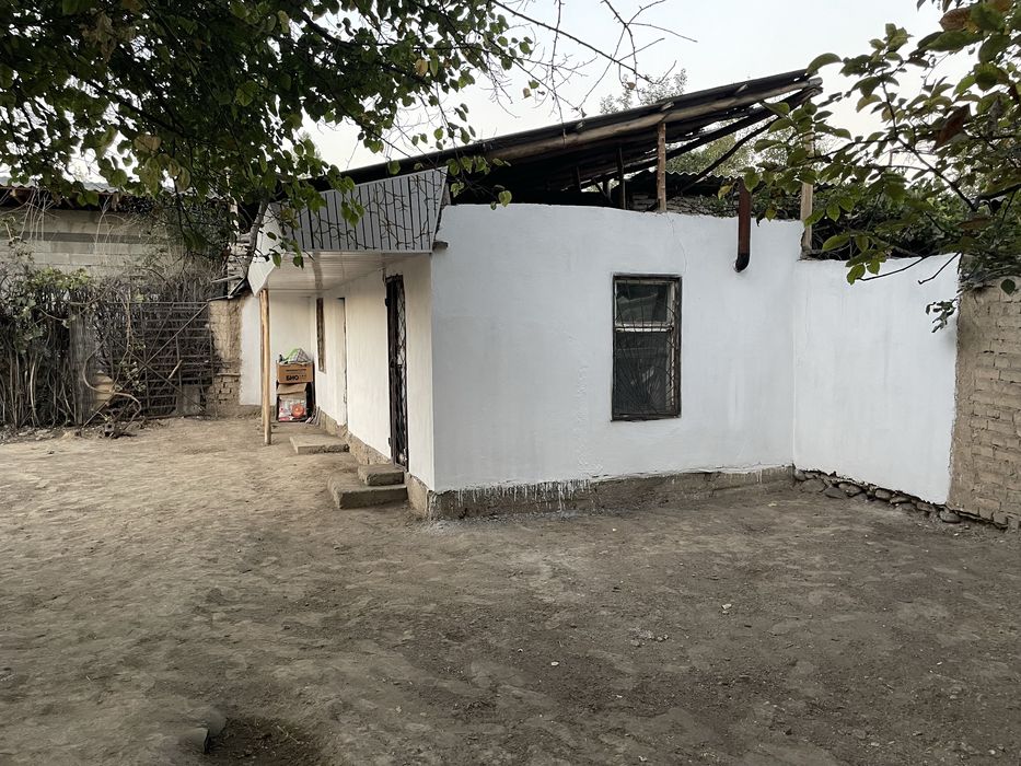 10 сотихли дача 2 хона уйи билан кадастрга улчаб кетишди