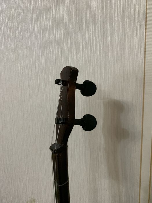 Домбыра сатылады