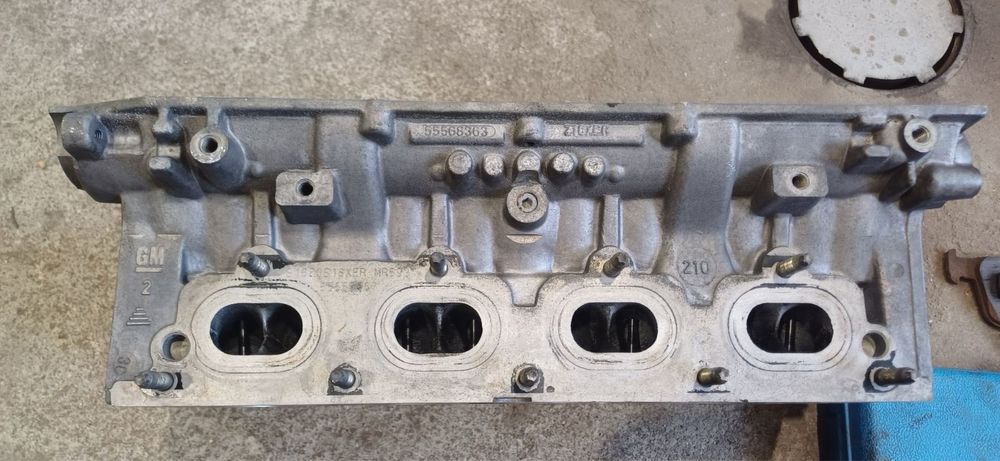 Продавам частиза Opel Insignia 1.8 140 кс