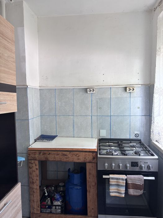 Vand apartament Tip X zona velenta