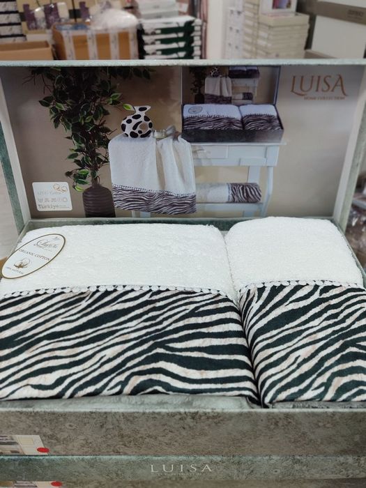 Sochiq  baniy yuz komplekt  korobkali