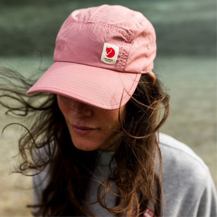 Fjallravan High Coast шапка 10/10 като нова. Unisex nike adidas