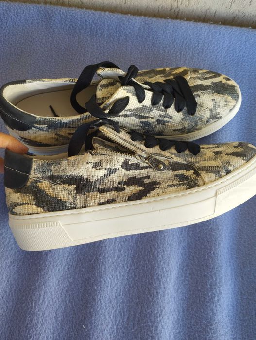 Fin Comfort, Gabor, Kennel & Shemenger и Bär номер 42.