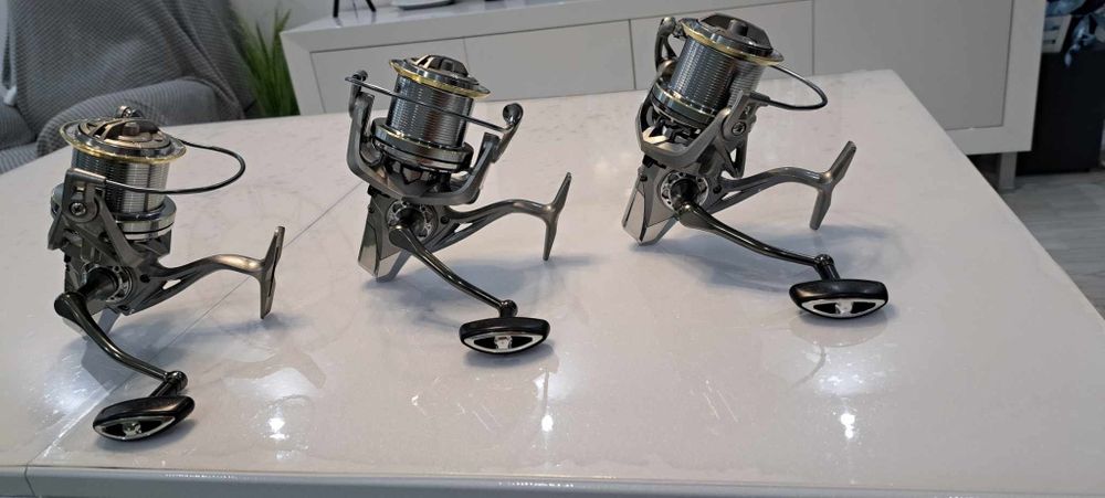 НАМАЛЕНИЕ 3 броя НОВИ макари NGK 10000 и 12000