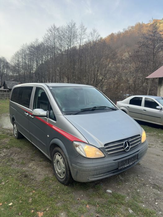 Vand sau schimb mercedes vito