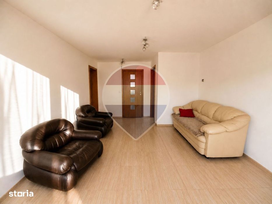 Casa cu 6 camere de vânzare în Negri jud. Bacau / posibilitate duplex