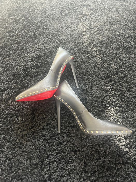 Елегантни обувки на висок ток