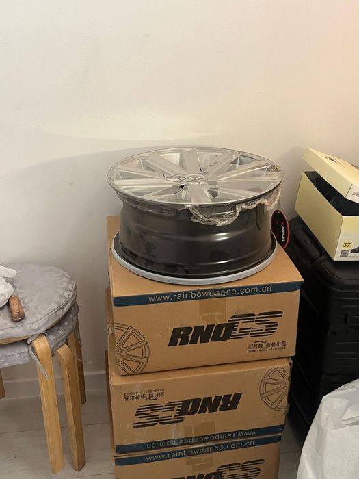 Диски R15 новые в упаковке