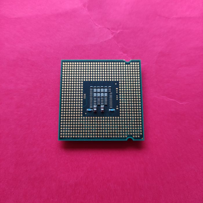 Процесор Intel Pentium E5200 socket 775