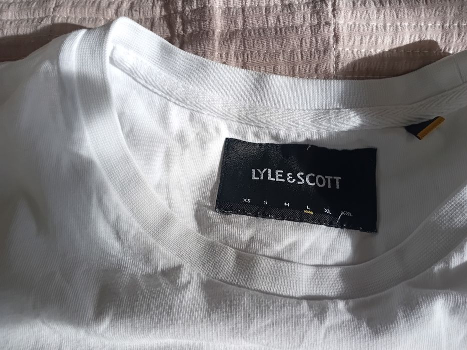 Продам футболку лаил скотт