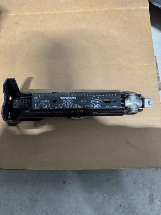 Оригинални капачки Peugeot RCZ Крик Volvo S60