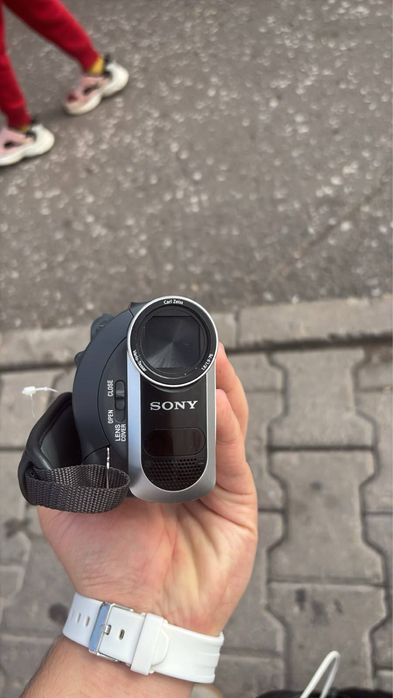 Sony Handycam DCR-HC38