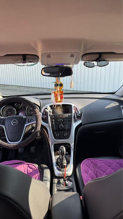 Opel astra j sport tourer
